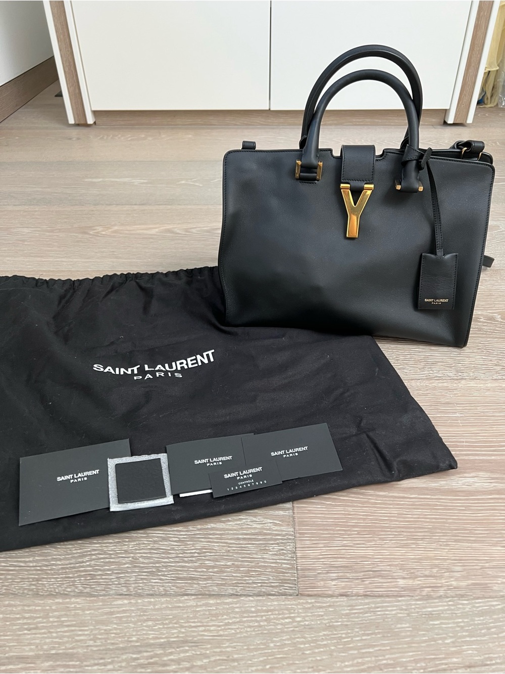Saint Laurent Ligne Y Cabas Bag